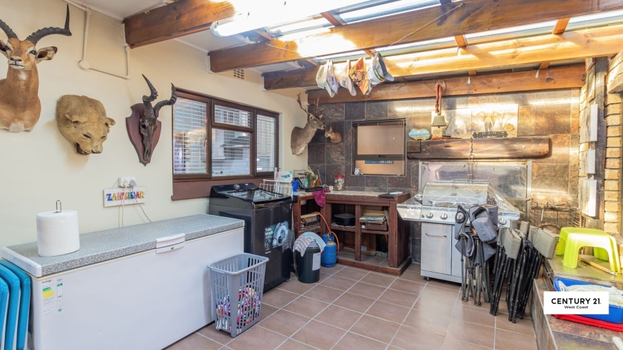 4 Bedroom Property for Sale in Vredenburg Western Cape